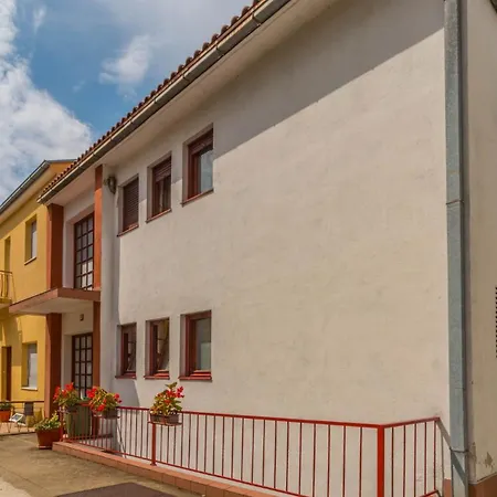 Tridesettri Crikvenica