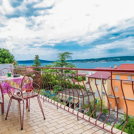 Tridesettri Crikvenica