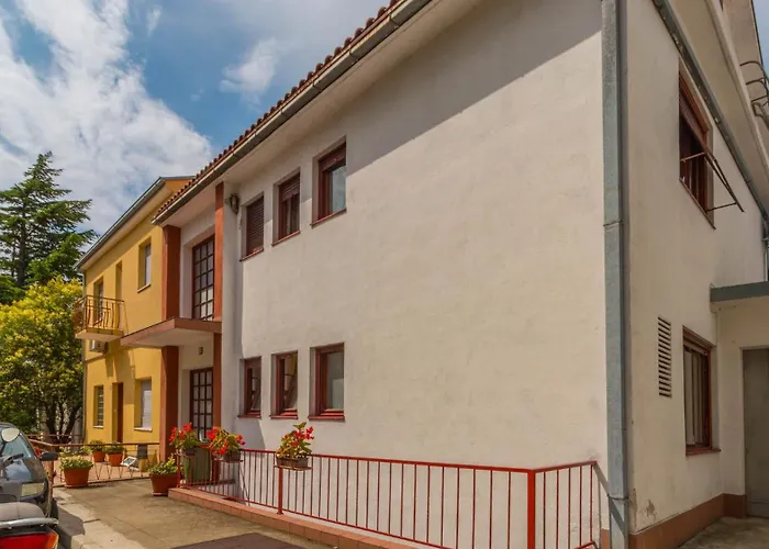 Tridesettri Crikvenica